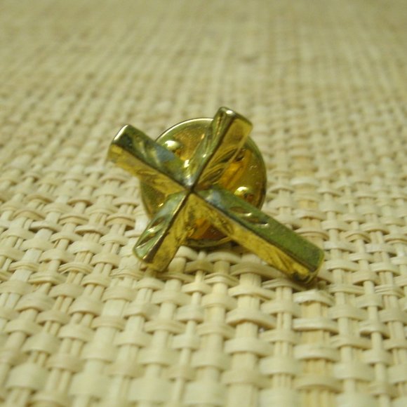 Vintage Gold Metal Cross Lapel Pin or Tie Tack - Picture 1 of 10
